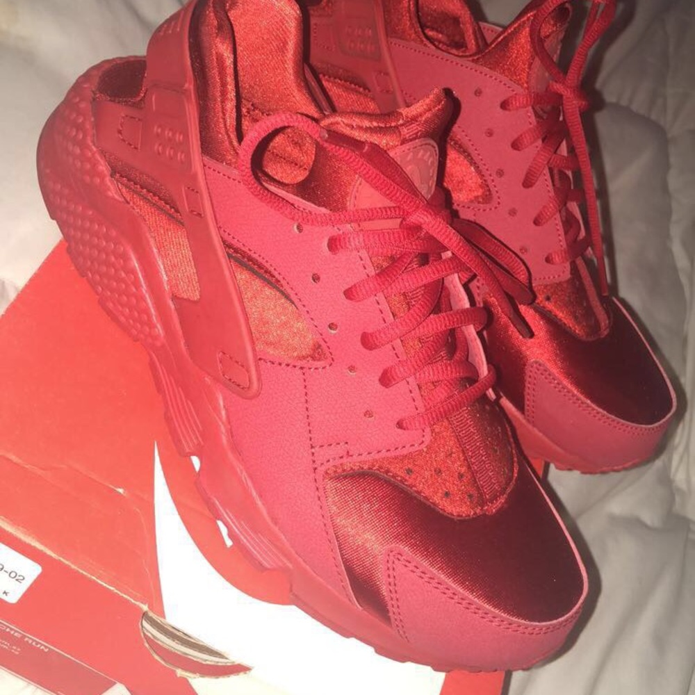 Red Womens Nike Huarache